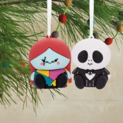 Fashion Accessories Store -Fashion Accessories Store Jack Skellington and Sally Christmas Ornaments 3HCM2400 02