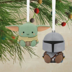 Fashion Accessories Store -Fashion Accessories Store Mandalorian and Grogu Christmas Ornaments 3HCM2401 02